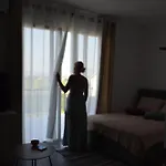 Sea La Vie *