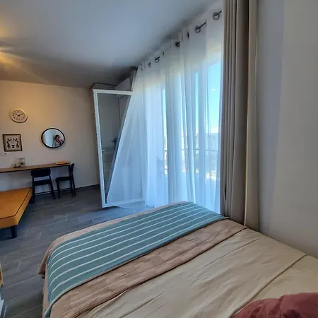 Sea La Vie Апартаменты